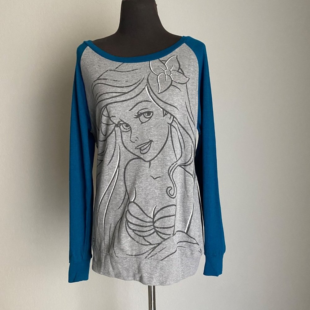 Disnesyland Resort sz M cotton Little Mermaid Long sleeve scoop neck sweat shirt - Picture 1 of 7